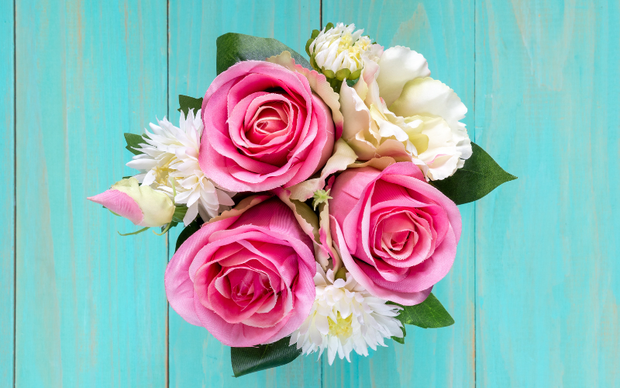 <h3>Flowers Which Last A Lifetime!</h3>