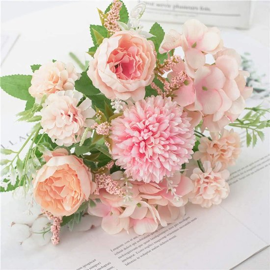Artificial Flowers Plastic Flower Arrangements Valentine's Day Decorations Sustainable Home Decor for Weddings, Living Rooms and Dining Tables (Pink) - Petal & Stem